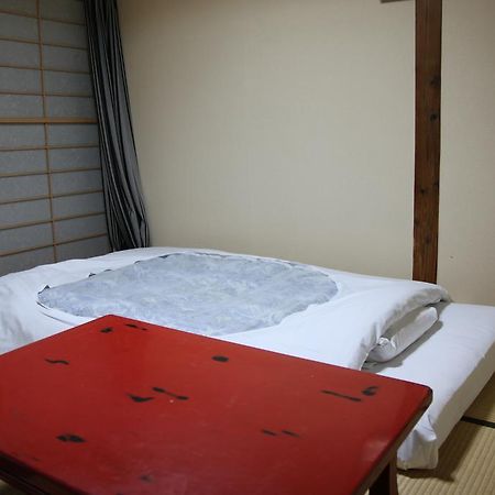 Chizuru Ryokan Hiroshima Bagian luar foto