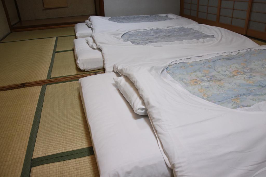 Chizuru Ryokan Hiroshima Bagian luar foto